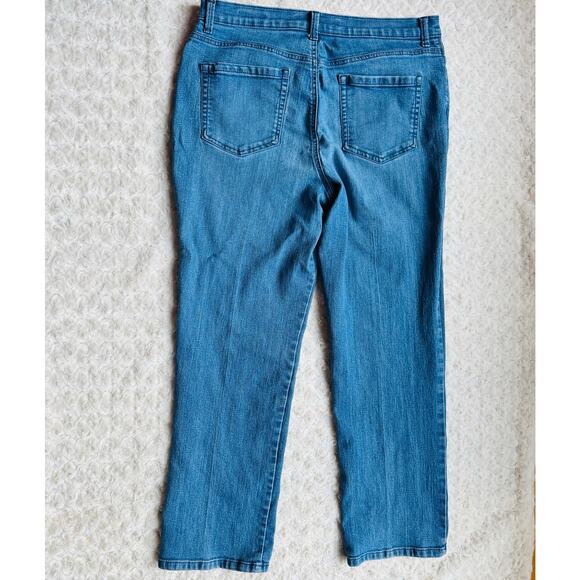 GLORIA VANDERBILT Women Blue Denim Amanda DGVB2692 Cotton Tapered Short Jeans 14 - Picture 6 of 9